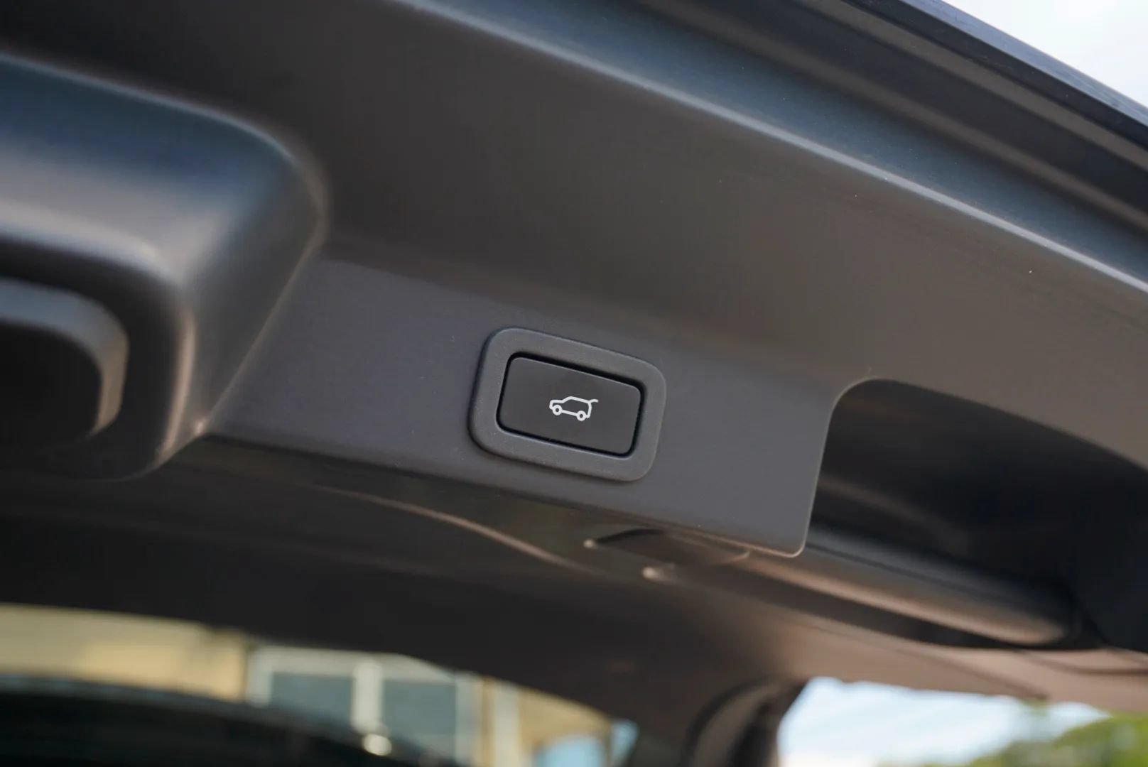 Used 2021 Jaguar F-PACE S AWD/4WD image 33