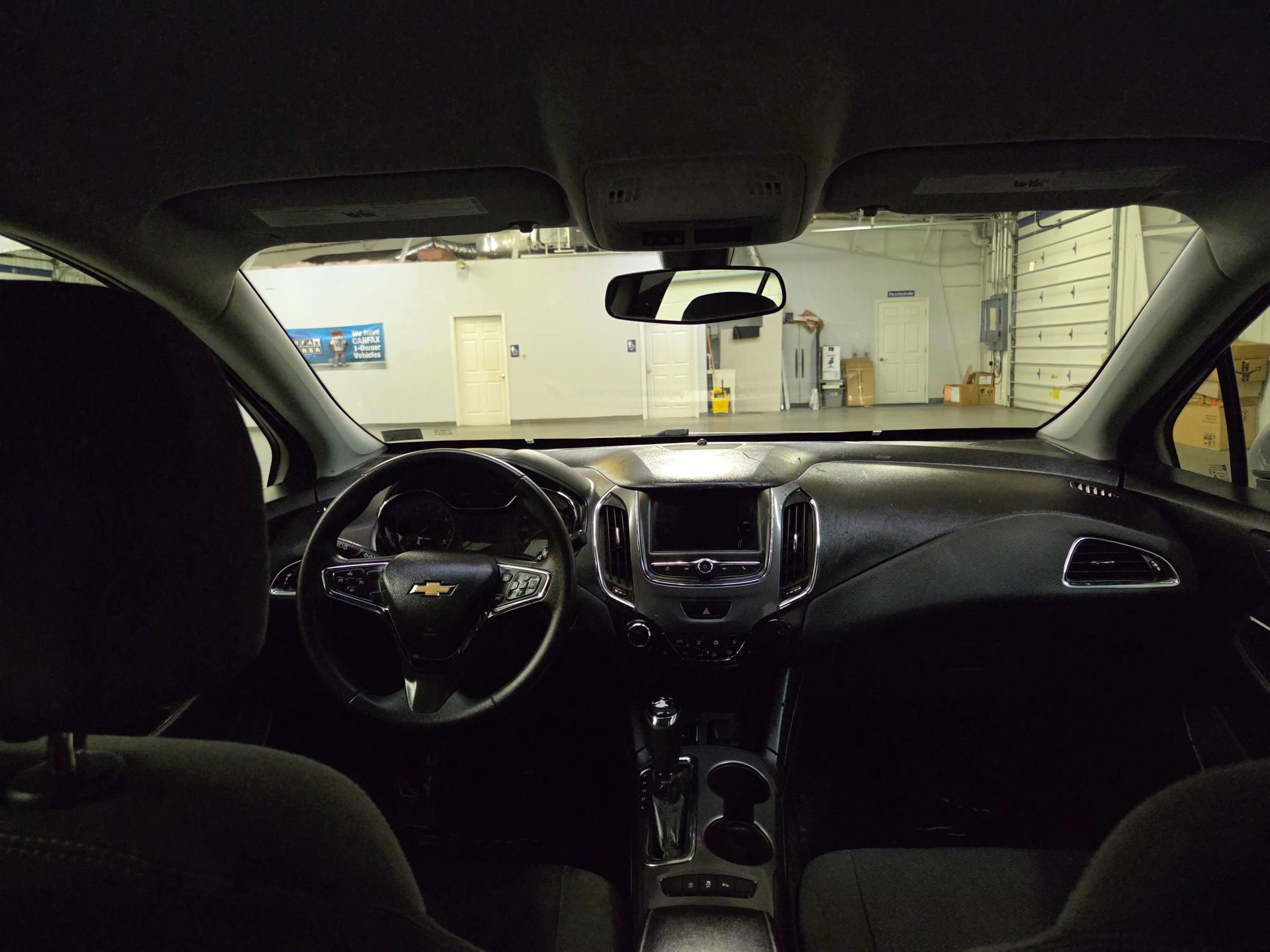 Used 2019 Chevrolet Cruze LT w/ Convenience Package FWD image 35