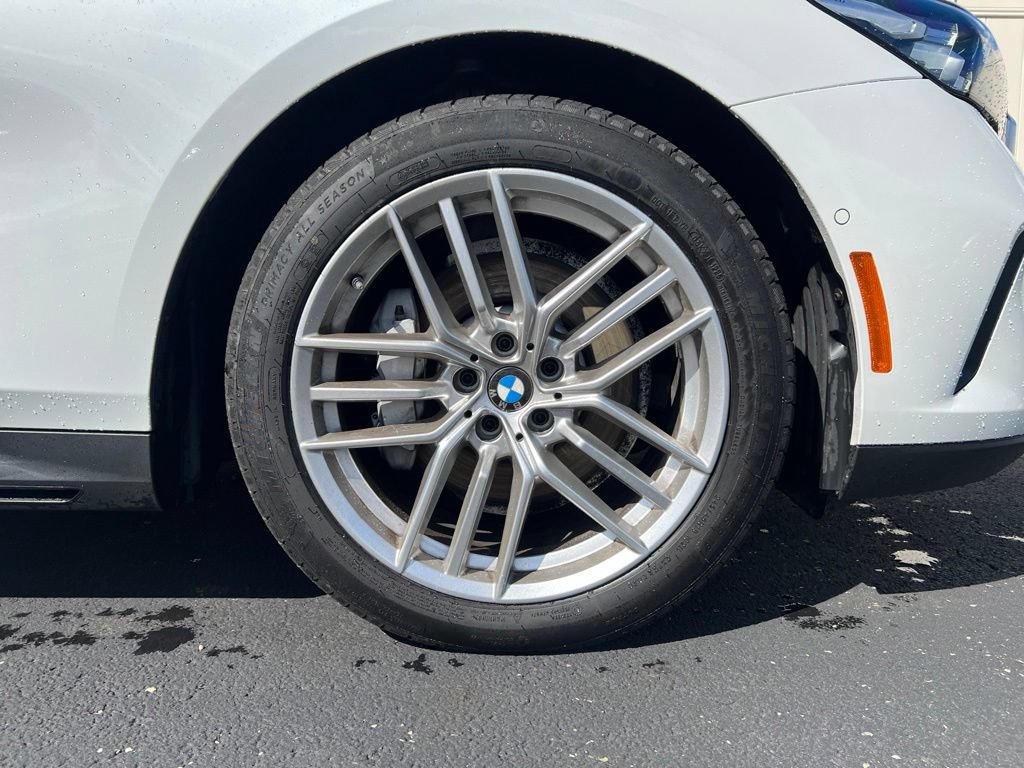 Used 2024 BMW 530i xDrive w/ Convenience Package AWD/4WD image 10