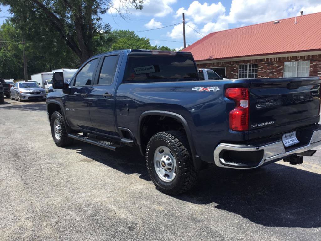 Used 2020 Chevrolet Silverado 2500 W/T w/ WT Safety Package AWD/4WD image 3