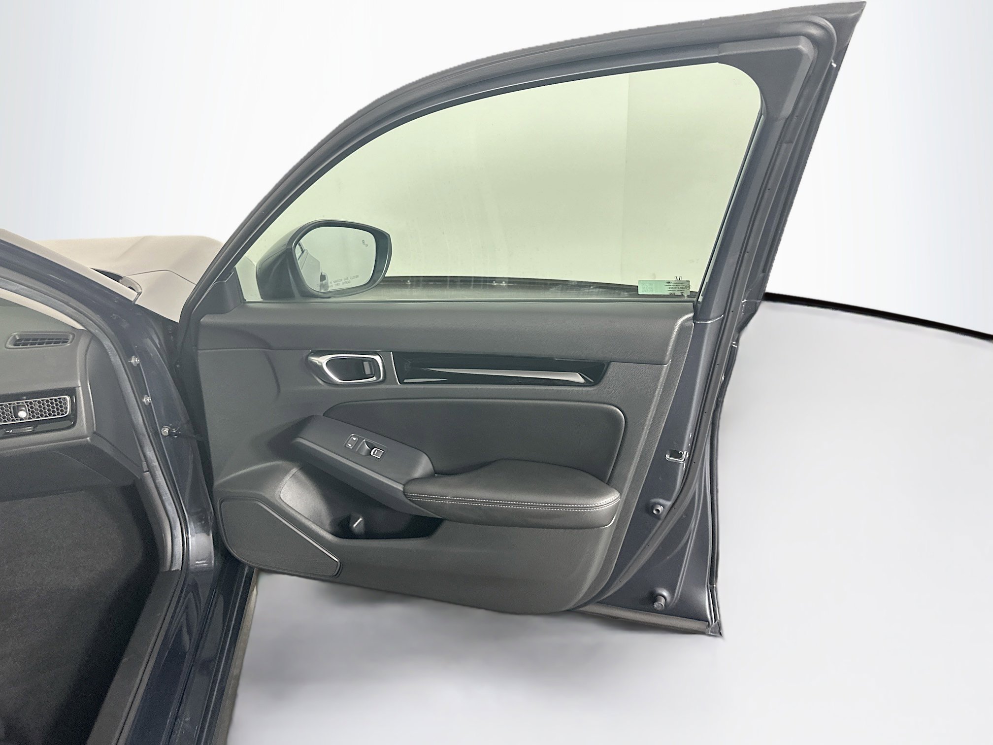Used 2024 Honda Civic EX-L image 29