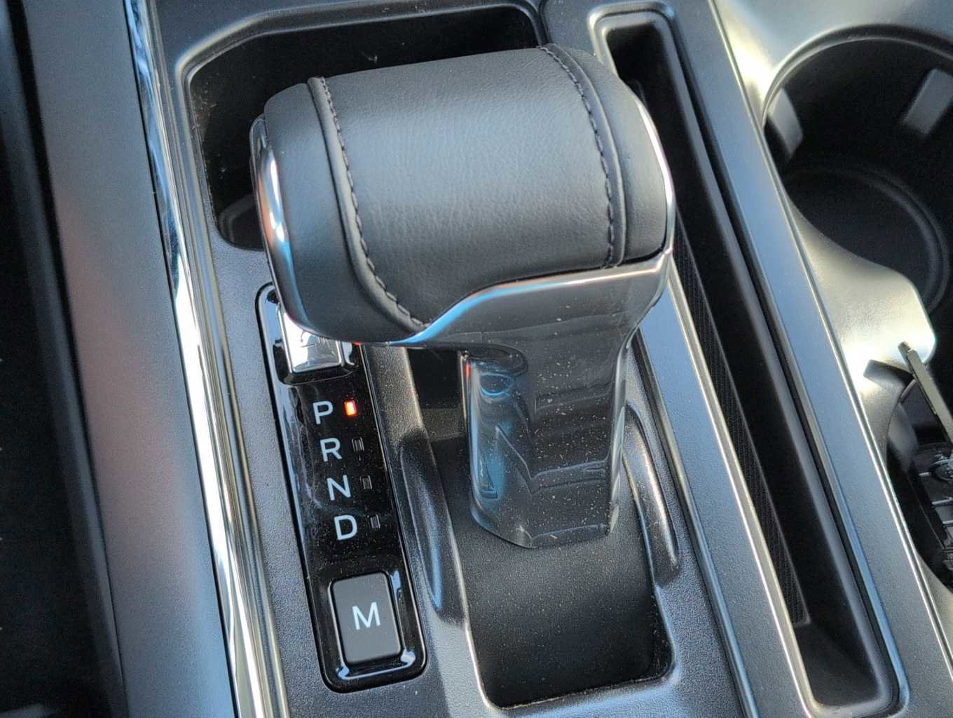 New 2025 Ford F150 Lariat w/ Equipment Group 502A High image 18