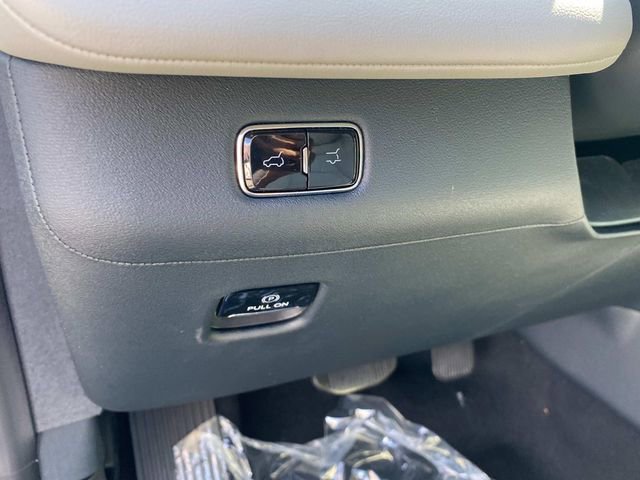 New 2026 Lincoln Navigator Reserve AWD/4WD image 14