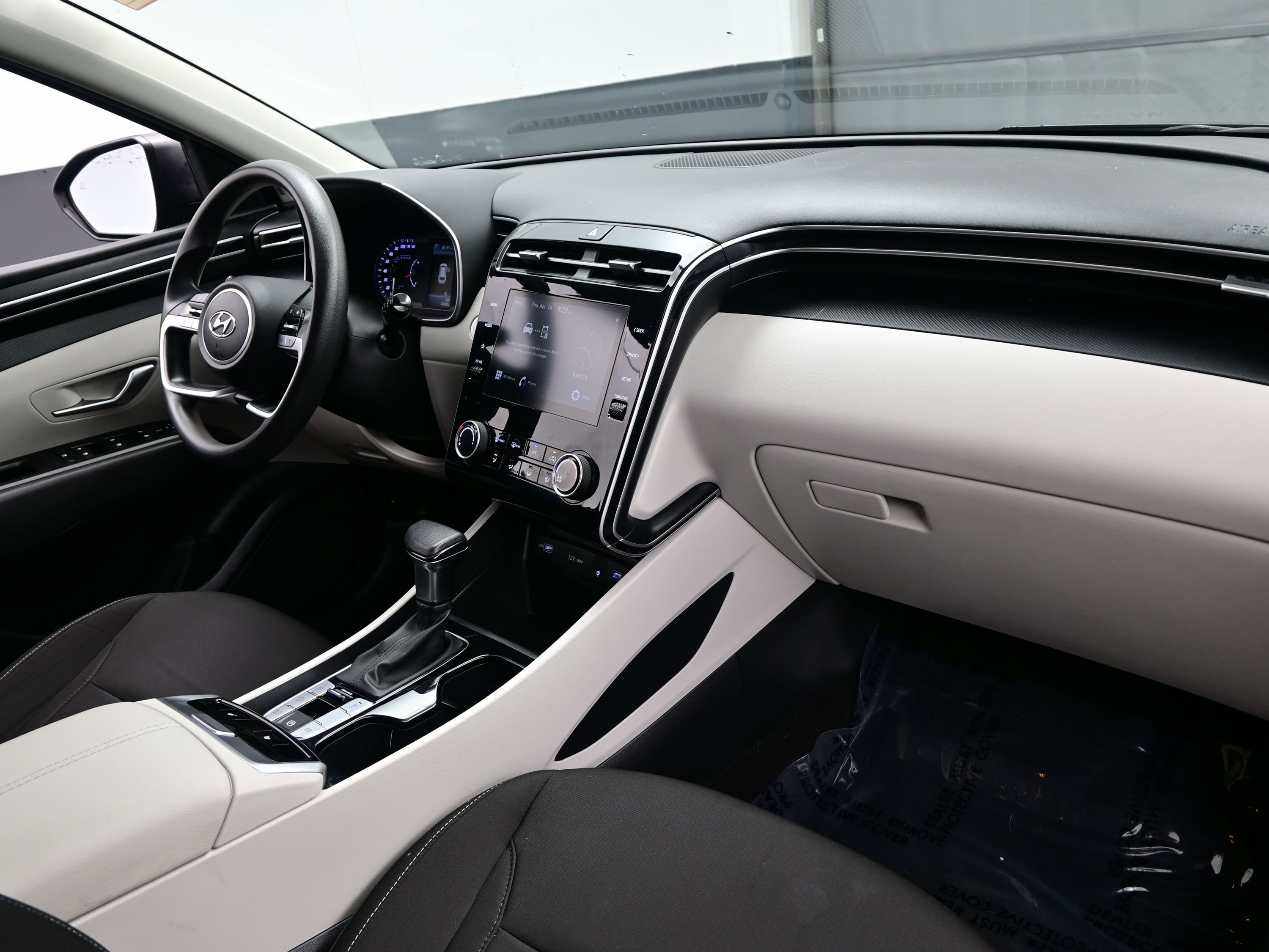 Used 2023 Hyundai Tucson SEL image 15