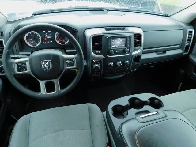 Used 2024 RAM 1500 Classic SLT image 5