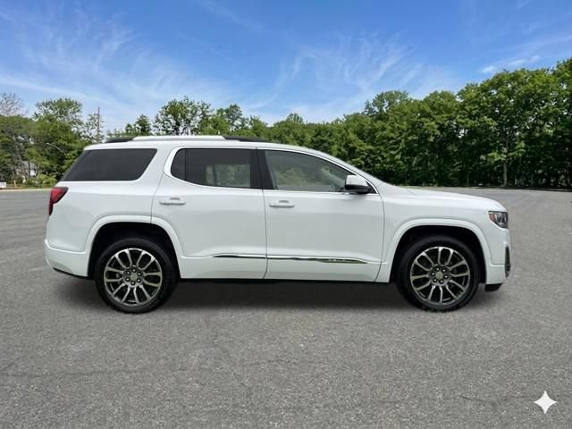 Used 2023 GMC Acadia Denali AWD/4WD image 10