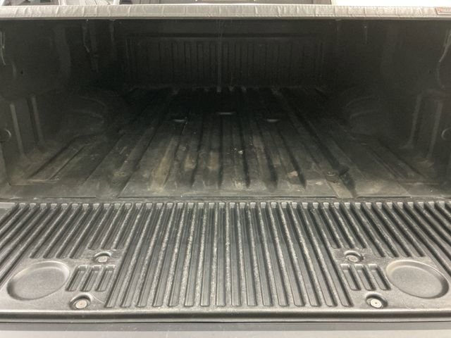 Used 2017 Nissan Titan PRO-4X image 39