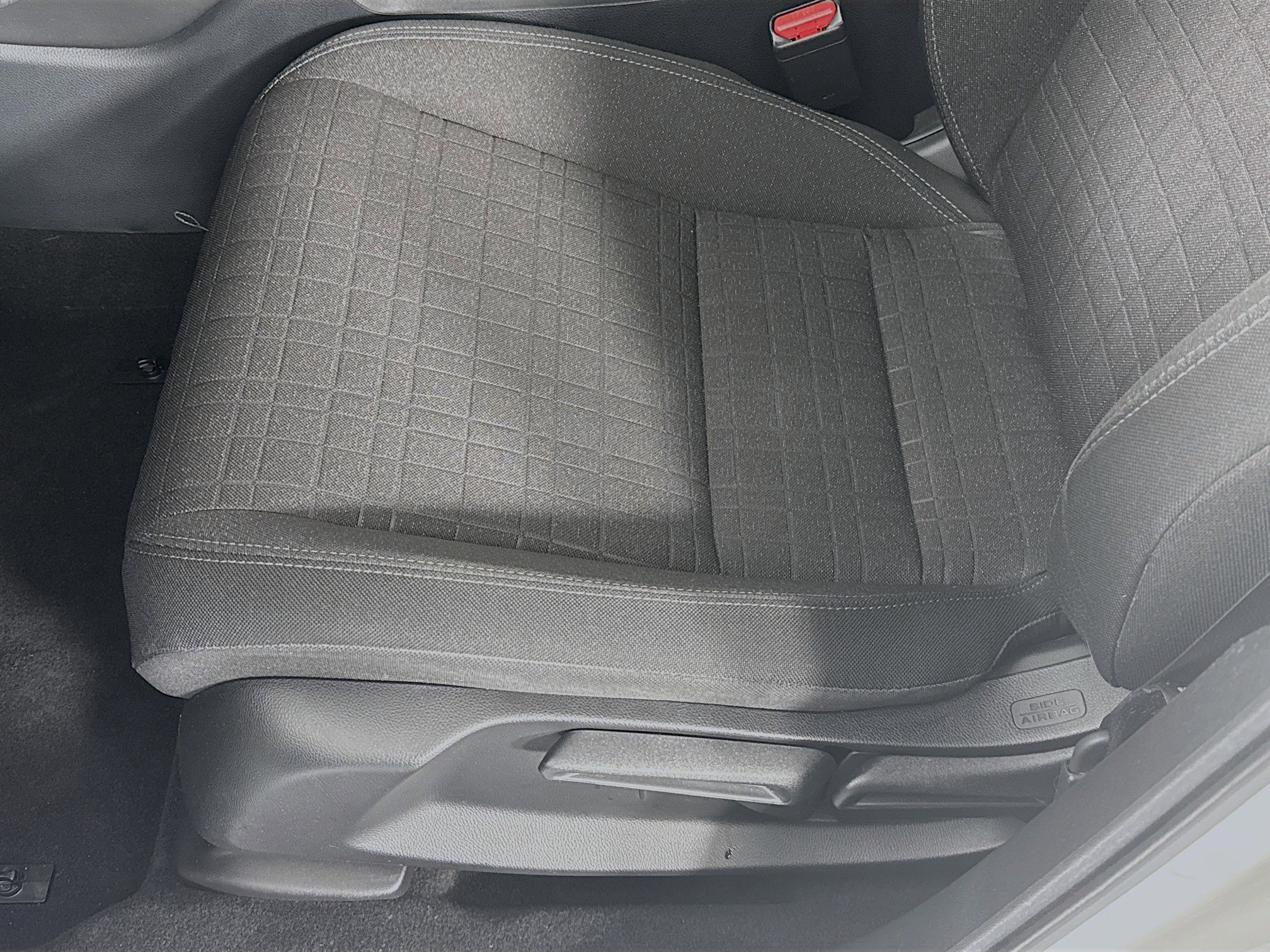 Certified 2023 Honda HR-V LX image 18