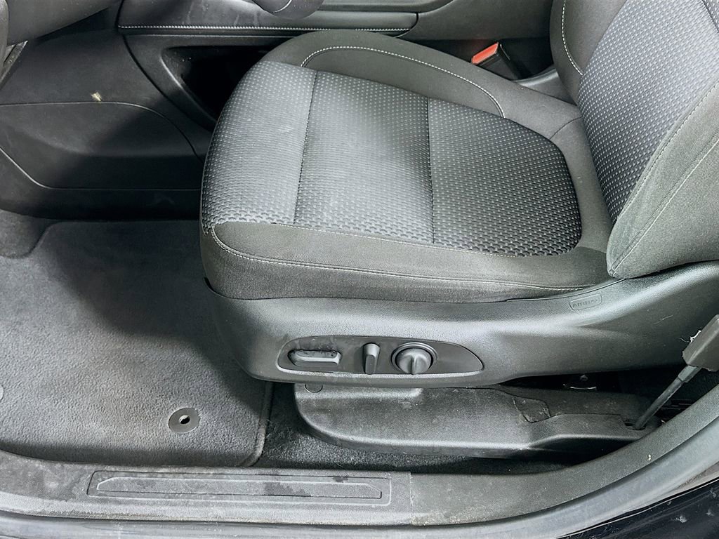 Used 2020 GMC Acadia SLE w/ Driver Convenience Package image 19