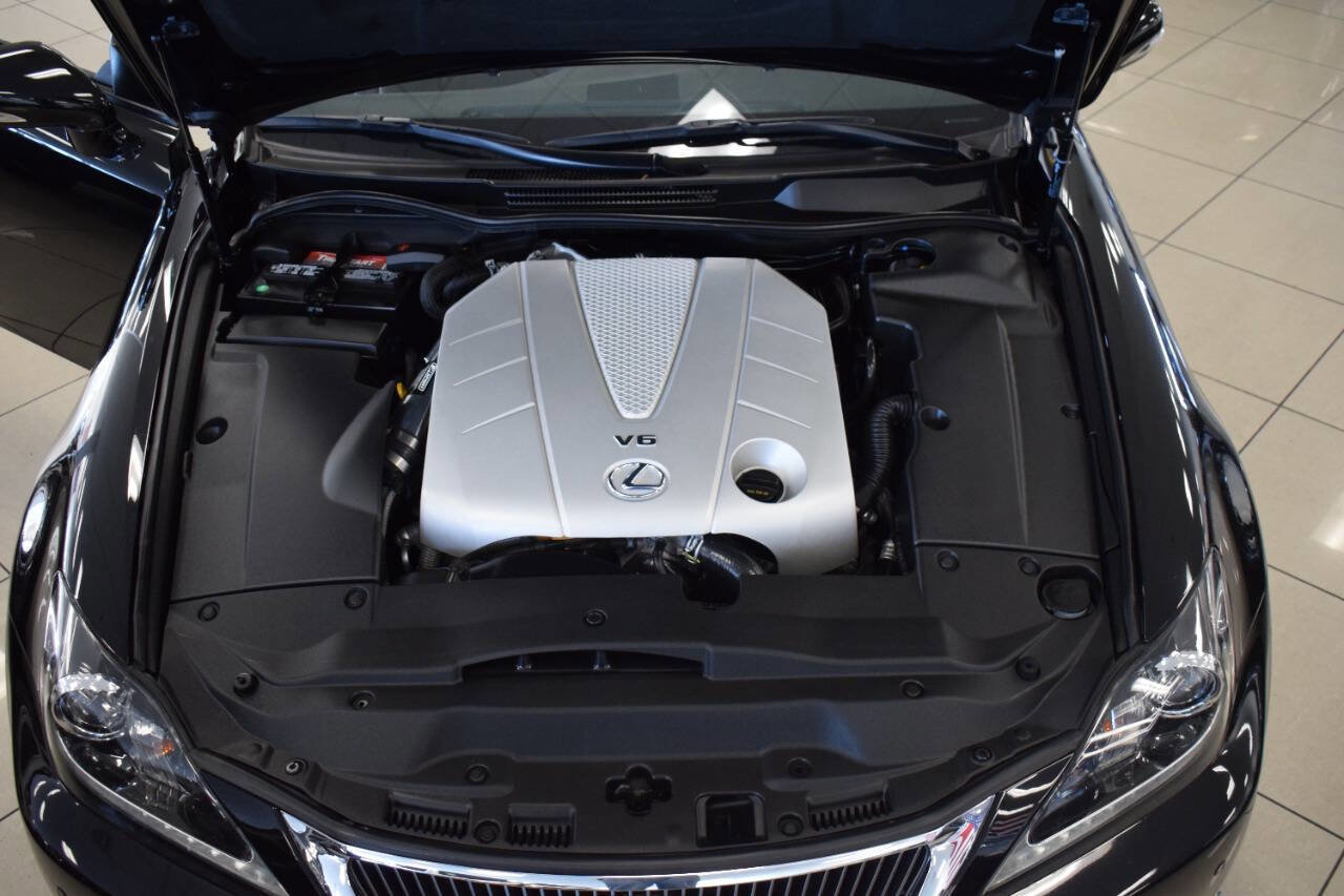 Used 2013 Lexus IS 350C Base 2dr Convertible w/ Luxury Pkg image 59