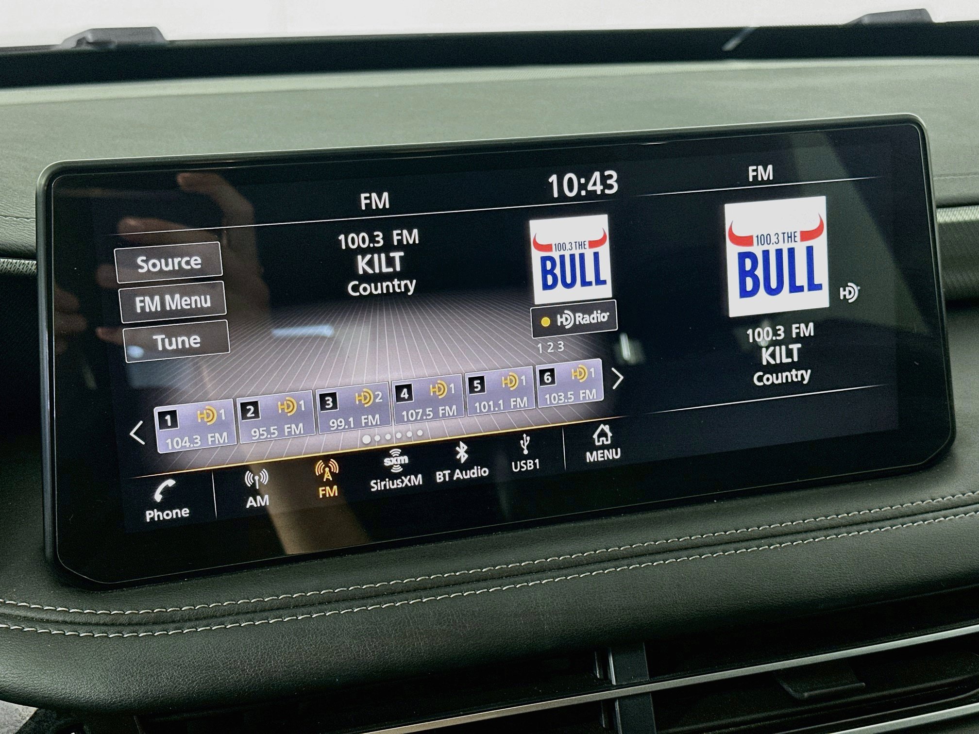 Used 2023 INFINITI QX60 Luxe w/ Performance Audio Package FWD image 21