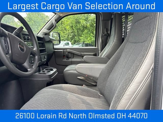 Used 2025 GMC Savana 2500 w/ Driver Convenience Package RWD image 27