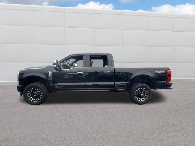 Used 2024 Ford F350 Platinum w/ FX4 Off-Road Package image 2