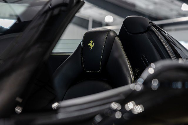 Used 2018 Ferrari 488 Spider RWD image 28