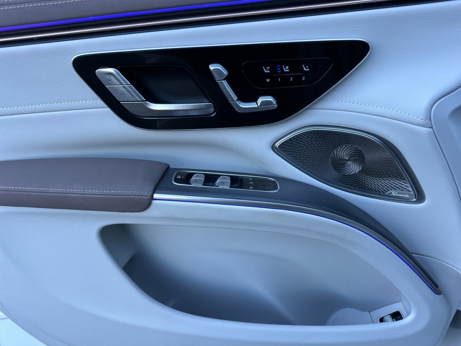 Certified 2023 Mercedes-Benz EQS 450+ SUV image 12