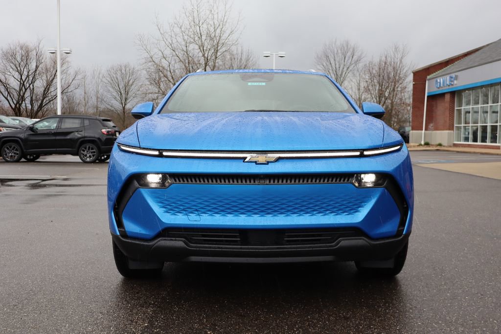 New 2026 Chevrolet Equinox EV LT AWD/4WD image 7