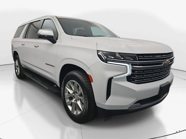 Used 2021 Chevrolet Suburban Premier w/ Premium Package image 2