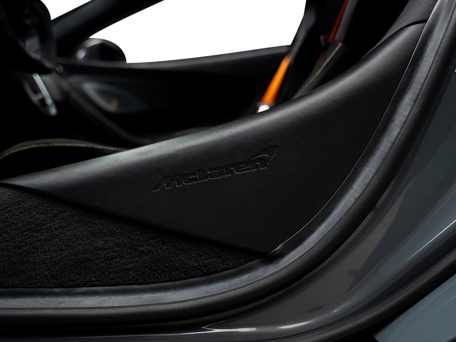 Used 2019 McLaren 600LT RWD image 56