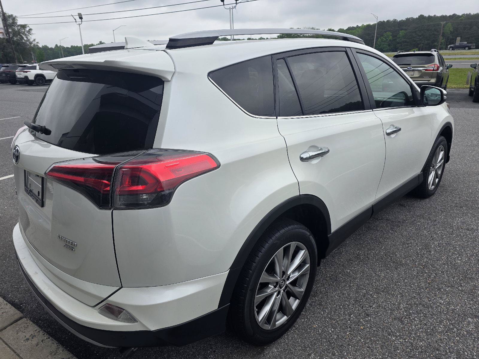Used 2017 Toyota RAV4 Limited w/ Advanced Technology Package AWD/4WD image 5