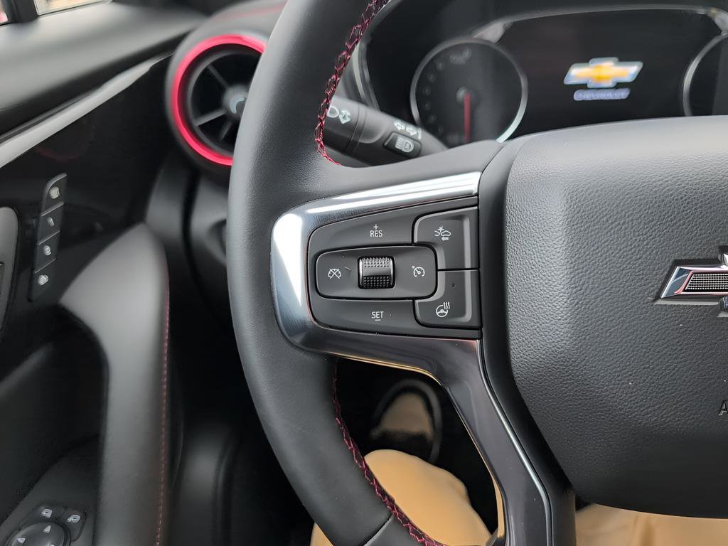 Used 2025 Chevrolet Blazer RS w/ Enhanced Convenience Package image 25
