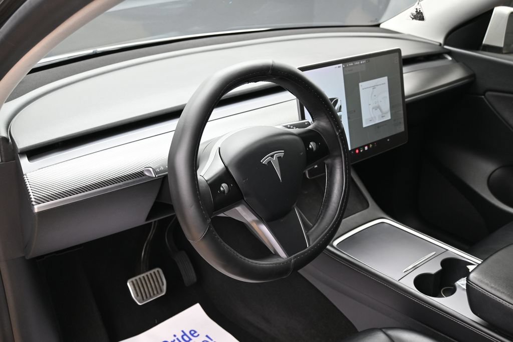 Used 2021 Tesla Model Y Long Range AWD/4WD image 17