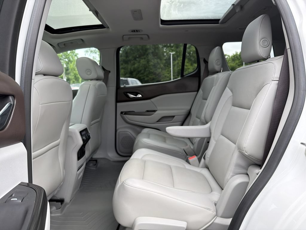 Used 2018 GMC Acadia SLT FWD image 13