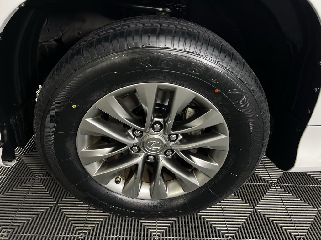 Used 2016 Lexus GX 460 Luxury image 11