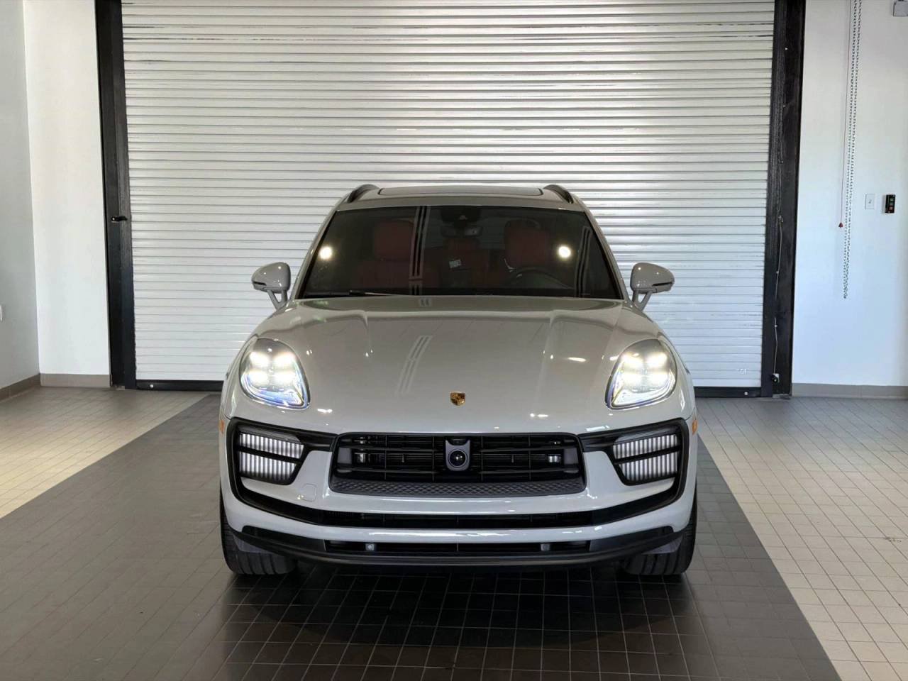 New 2026 Porsche Macan S AWD/4WD image 37