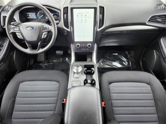 Certified 2022 Ford Edge SE w/ Black Appearance Package image 12