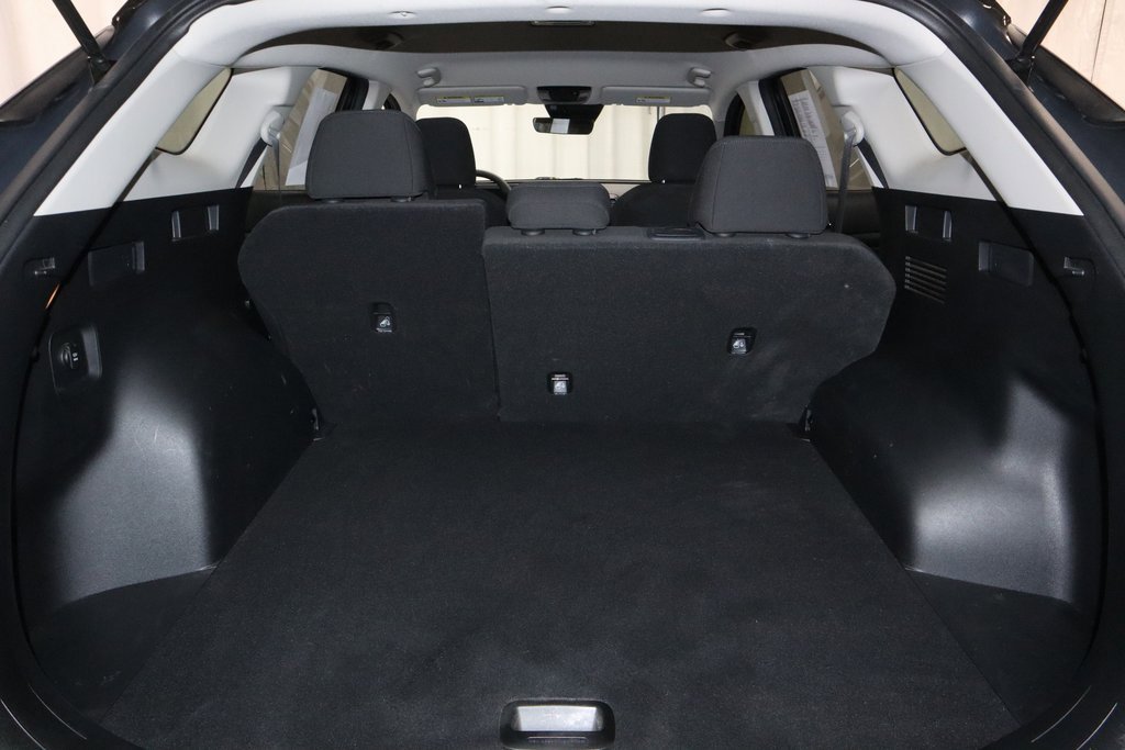 Used 2023 Kia Sportage LX image 17