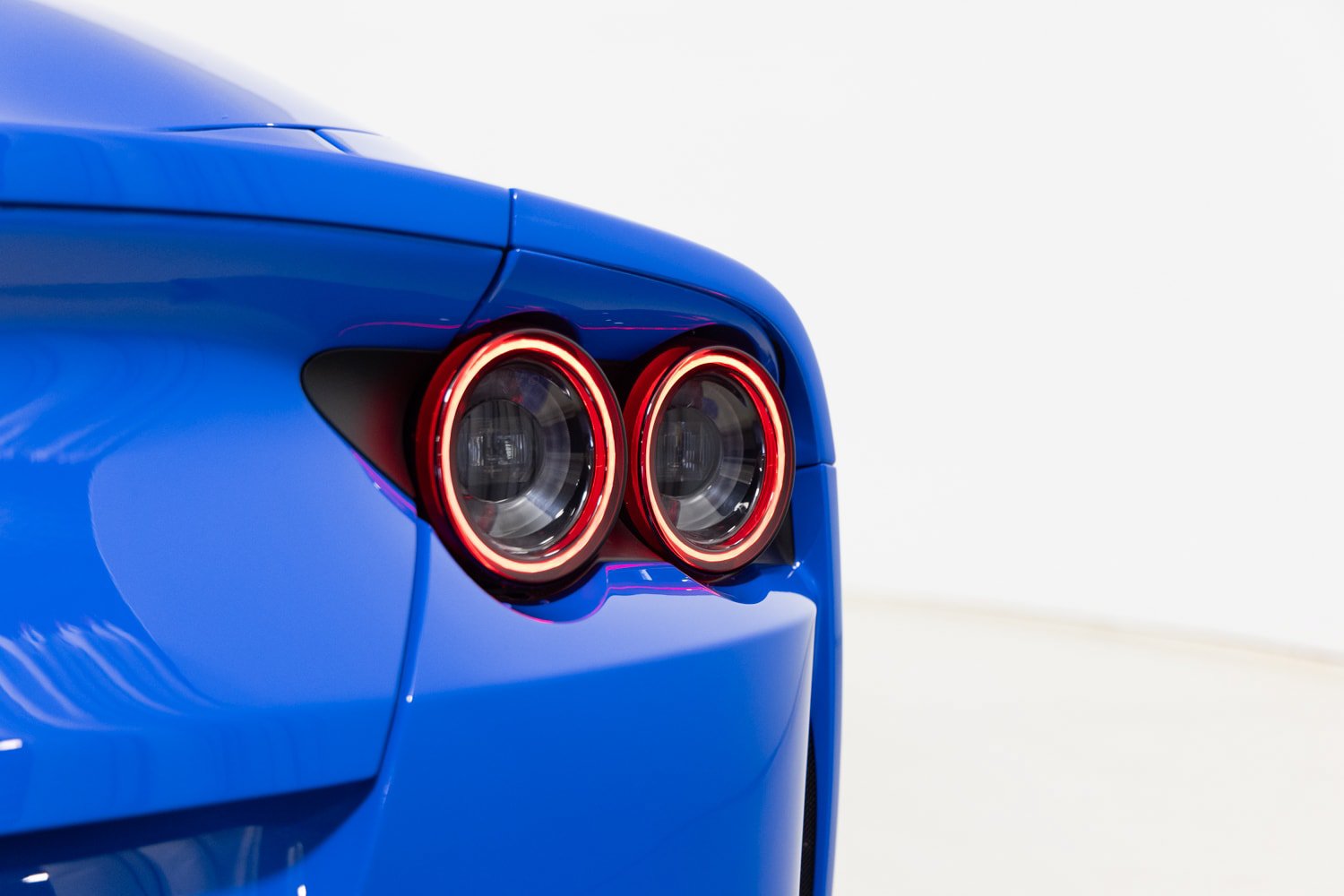 Certified 2022 Ferrari 812 GTS RWD image 48
