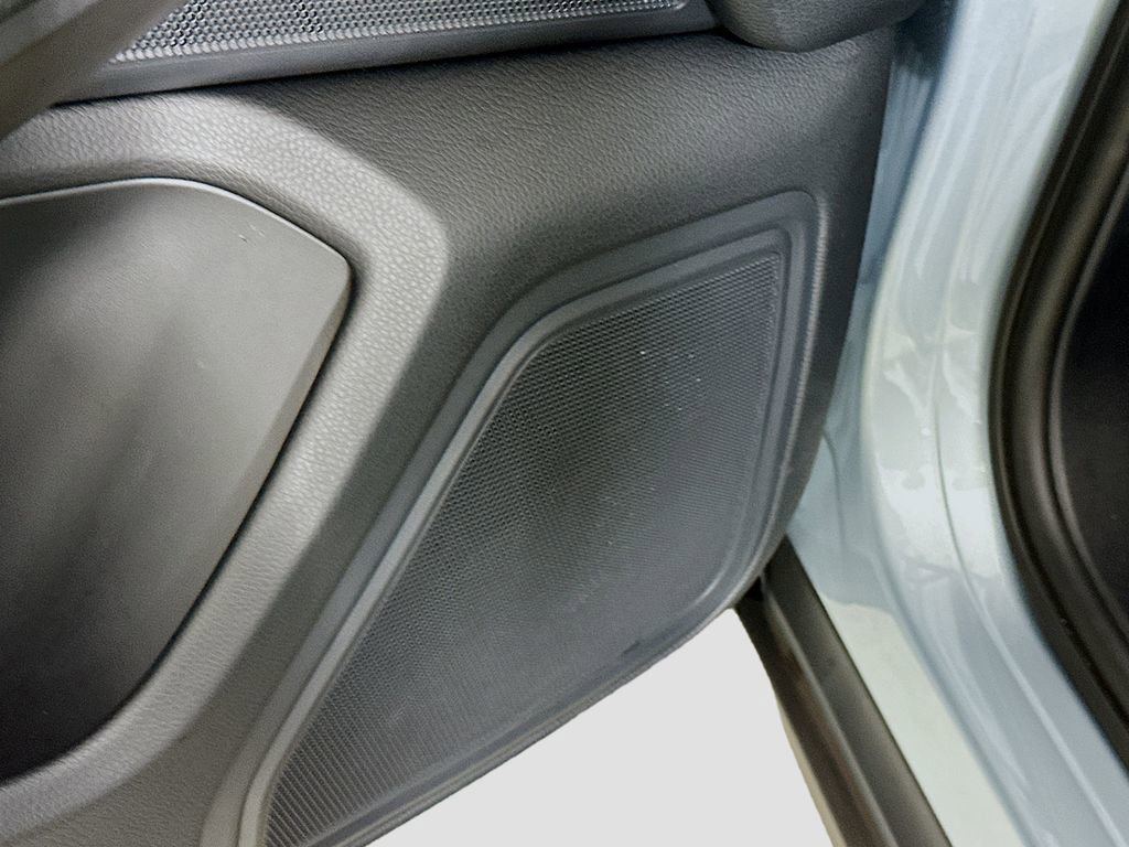 Certified 2023 Porsche Macan image 20