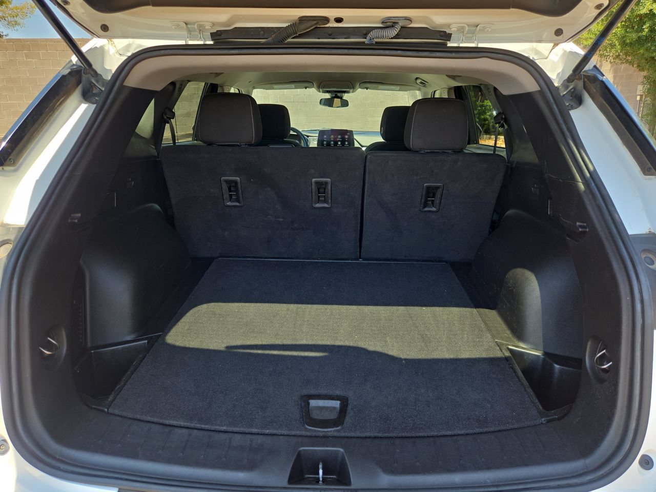 Used 2023 Chevrolet Blazer LT FWD image 12