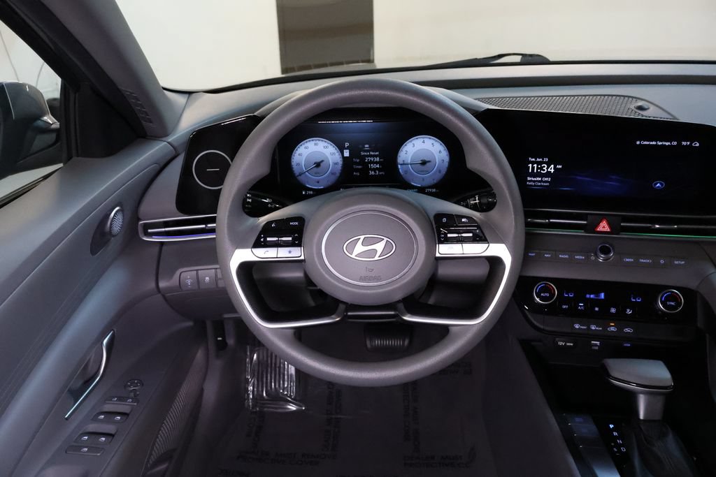 Used 2024 Hyundai Elantra SEL FWD image 16