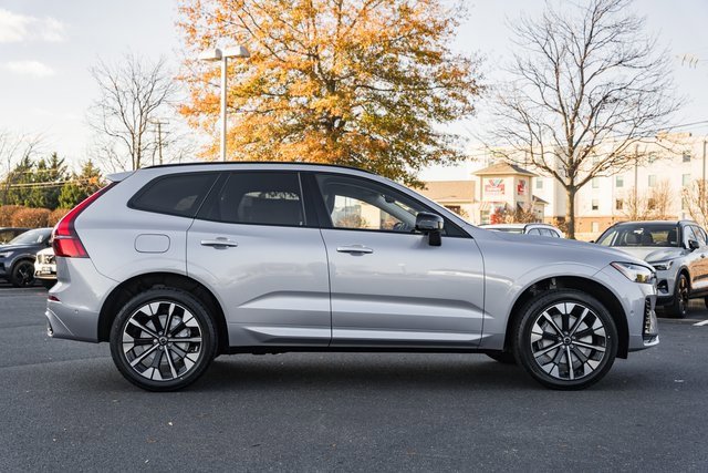 New 2026 Volvo XC60 B5 Plus w/ Protection Package Premier image 3