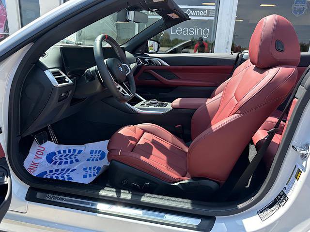 Certified 2026 BMW 440i xDrive Convertible AWD/4WD image 16