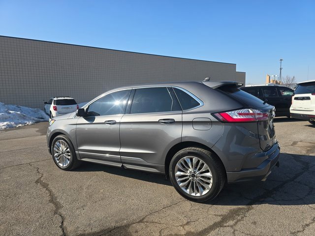 Certified 2022 Ford Edge Titanium w/ Equipment Group 301A image 8