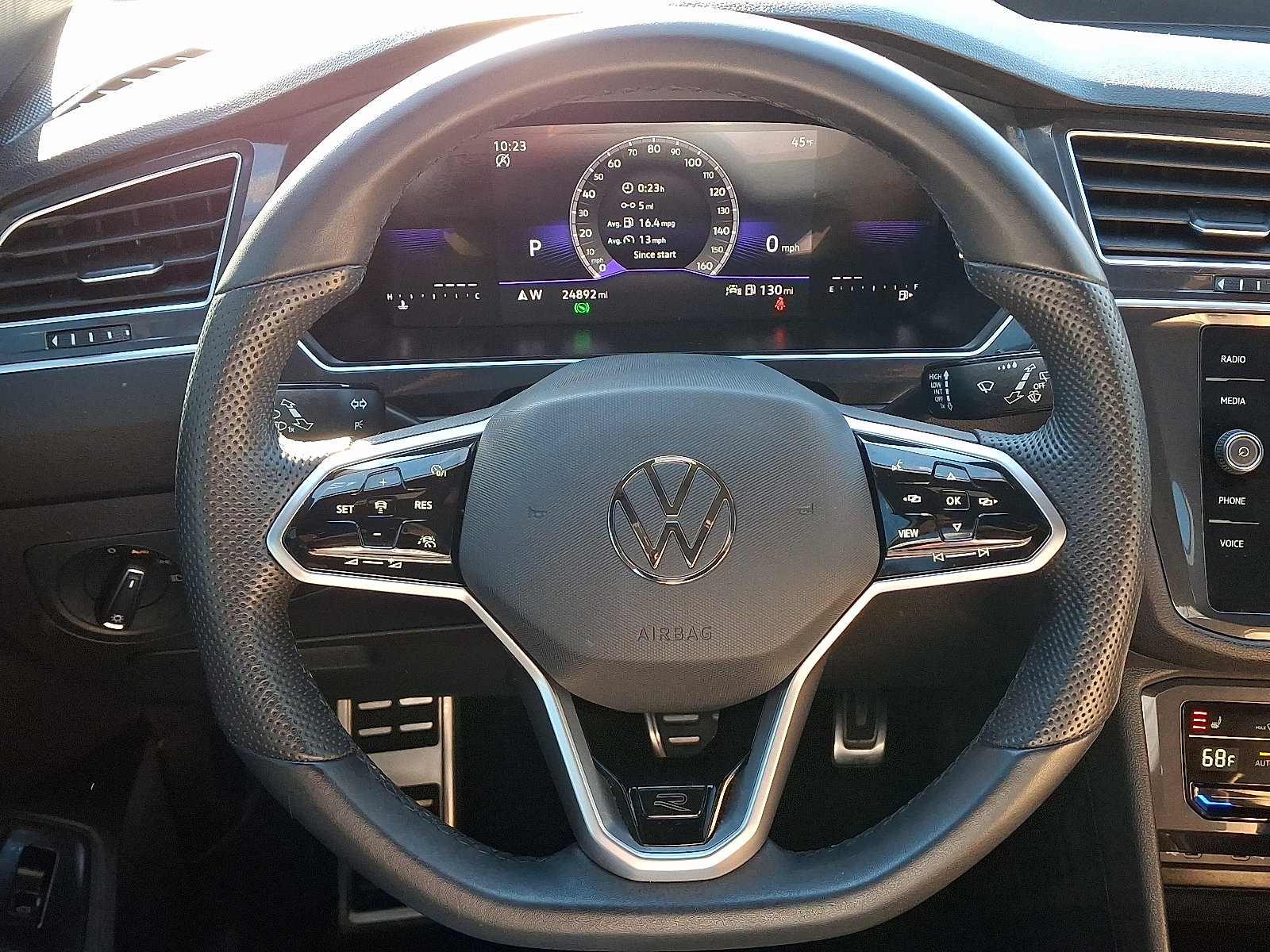 Used 2024 Volkswagen Tiguan SE R-Line FWD image 20