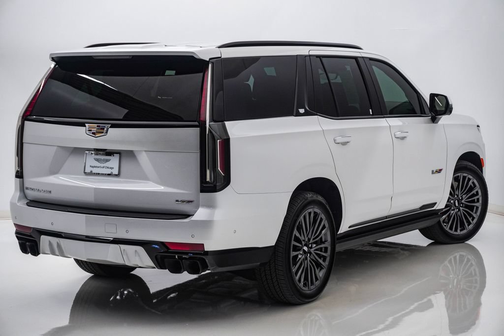 Used 2023 Cadillac Escalade V w/ Heavy-Duty Trailer Package AWD/4WD image 11