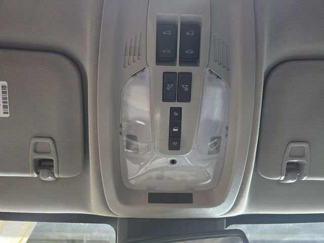 Used 2016 Chevrolet Equinox LT image 18