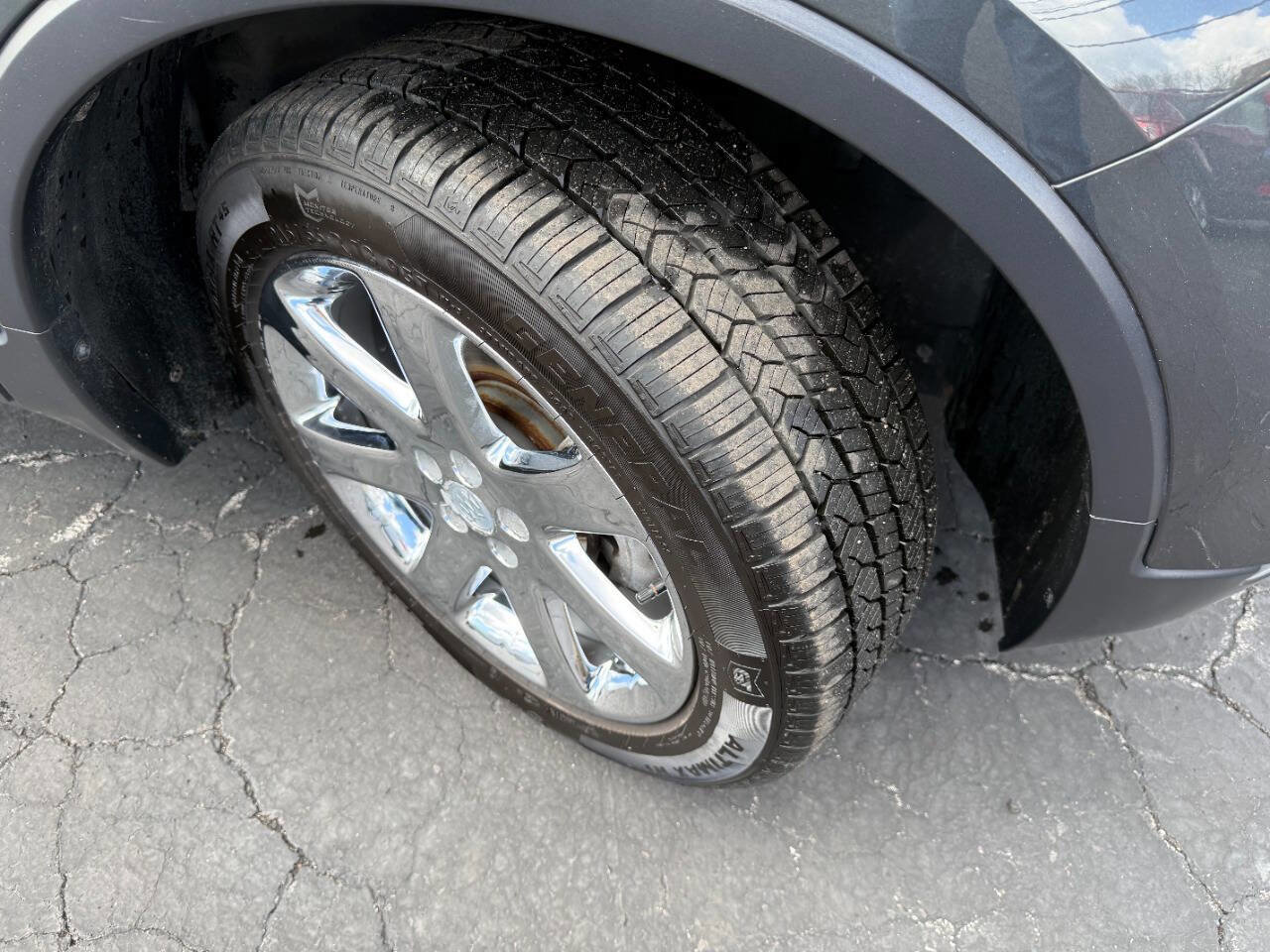 Used 2018 Buick Encore Essence w/ Experience Buick Package AWD/4WD image 27