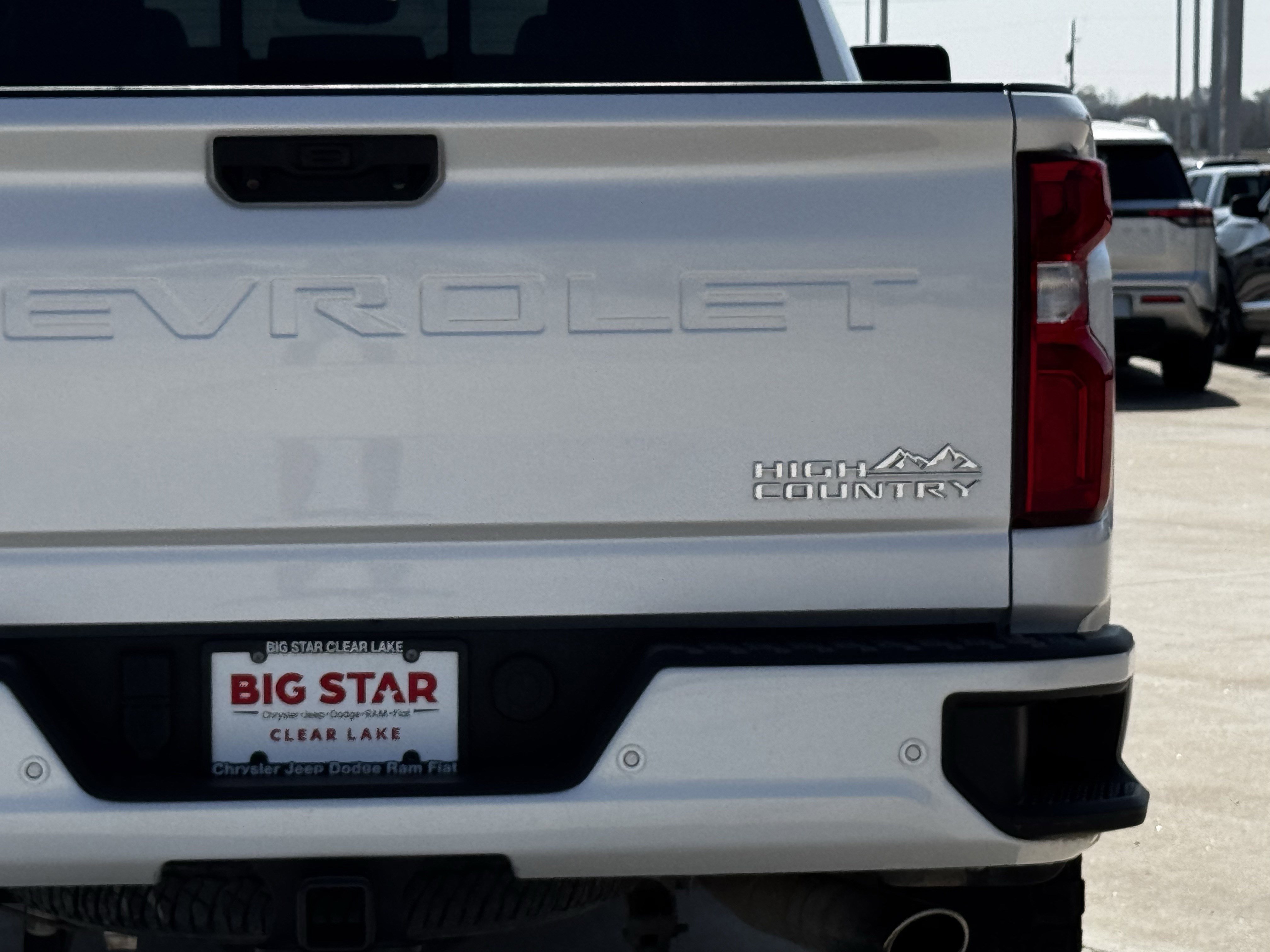 Used 2023 Chevrolet Silverado 2500 High Country image 10