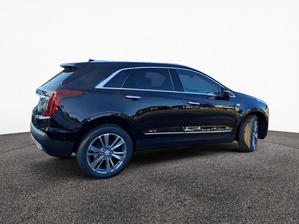 New 2025 Cadillac XT5 Premium Luxury w/ Technology Package image 3