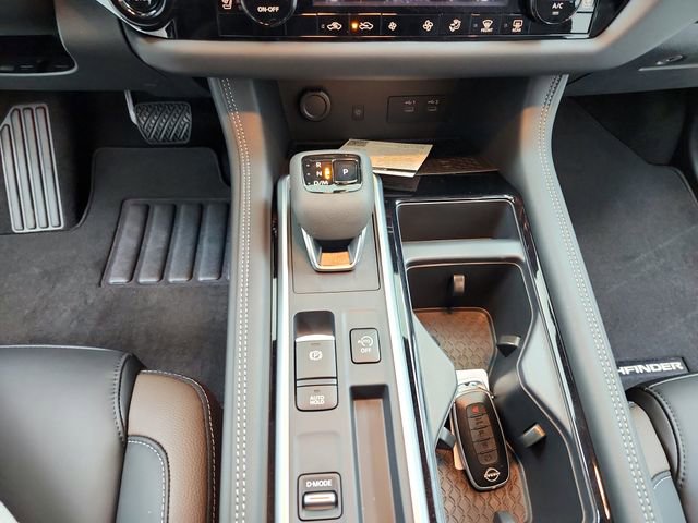 New 2026 Nissan Pathfinder Platinum image 27