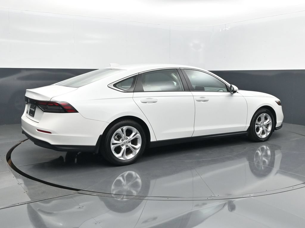 Used 2024 Honda Accord LX image 7
