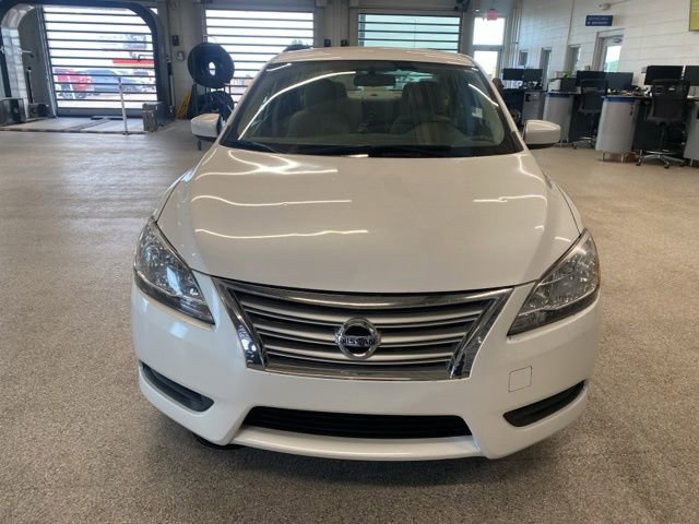 Used 2014 Nissan Sentra SV FWD image 2