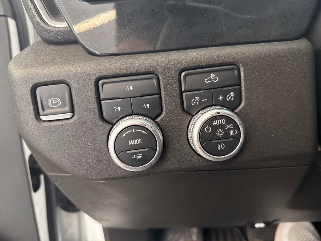 Used 2024 GMC Sierra 2500 SLE w/ SLE Convenience Package image 13