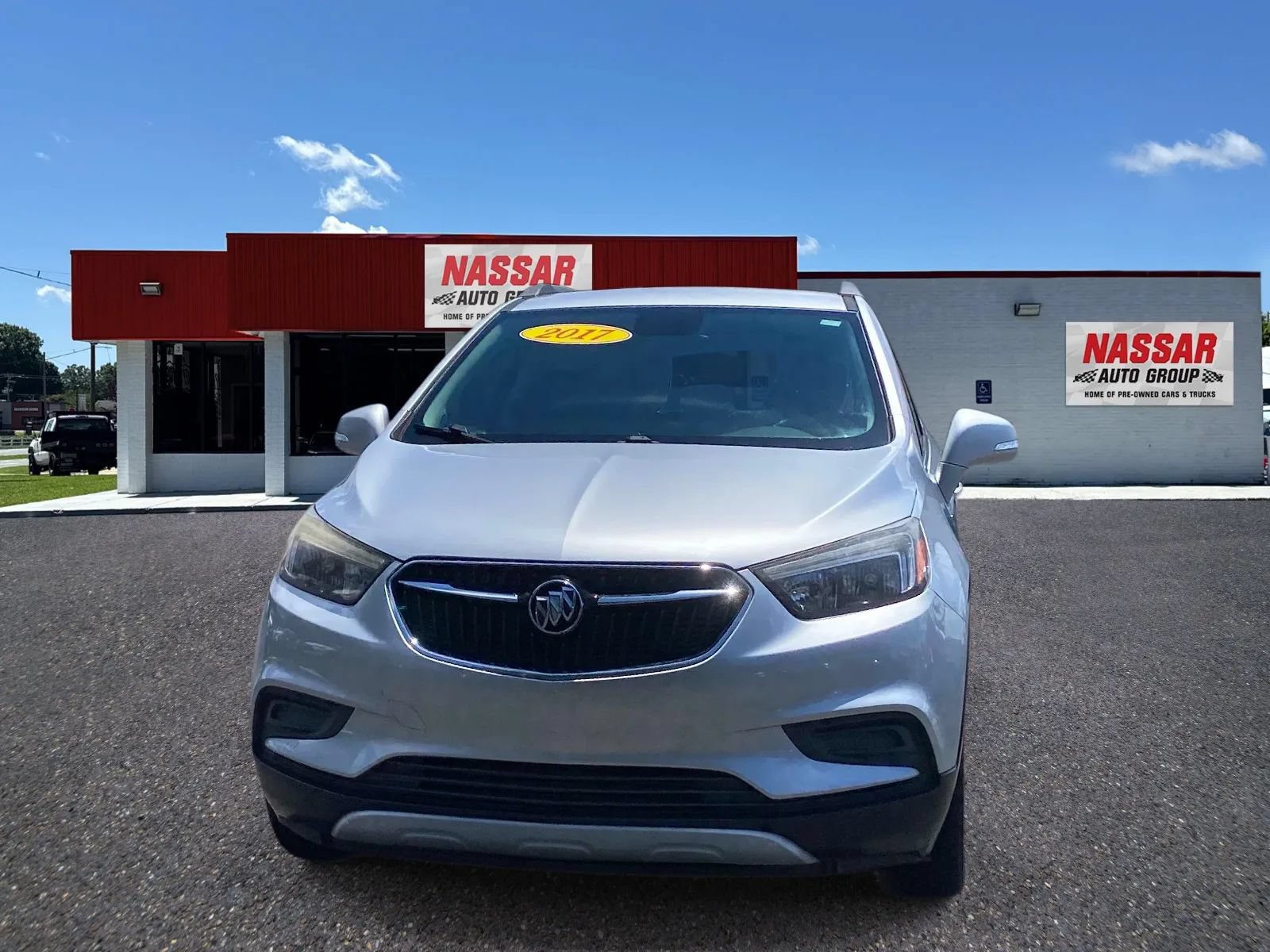 Used 2017 Buick Encore Preferred FWD image 2