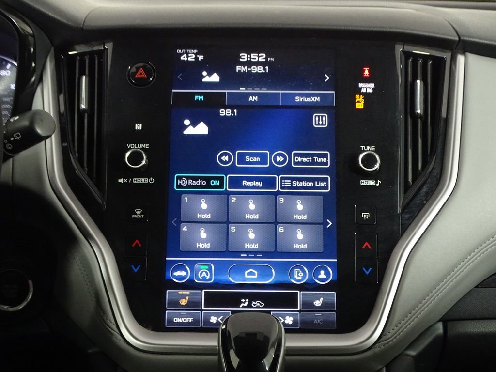 Used 2023 Subaru Outback Premium image 29