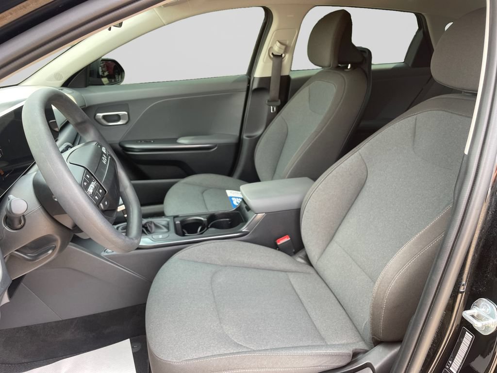 Certified 2025 Kia K4 FWD image 20
